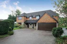 6 Bedroom Detached